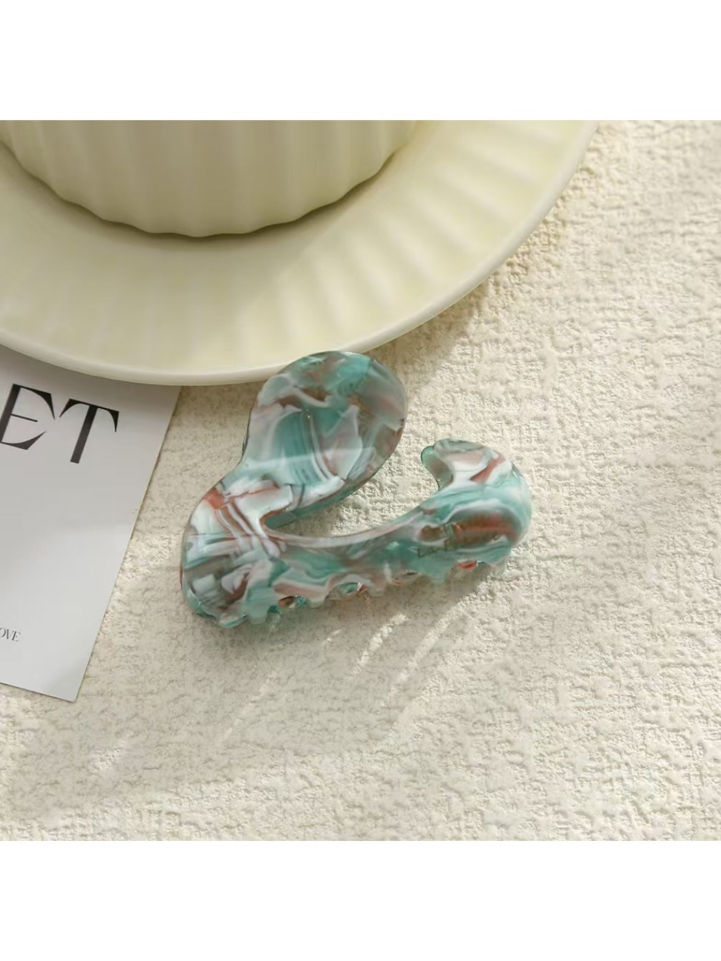 Beau - Exquisite Acetate Hair Clip