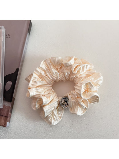 Gifty - Elegant Ruffled Edge Scrunchie