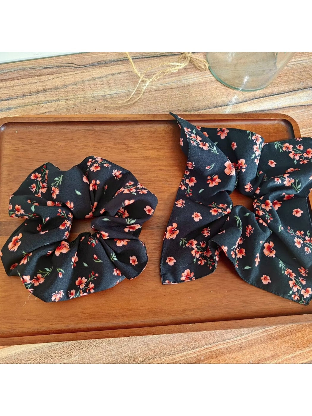 Gifty - Floral Print Polyester Ponytail Scrunchie