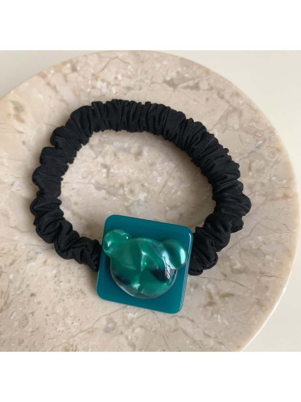 Gifty - Block Bear-Shaped Hair Tie