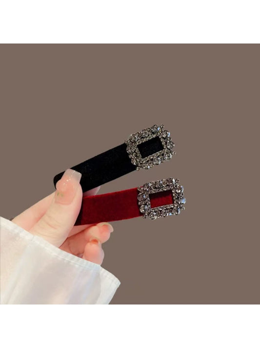 Beau - Rhinestone-Embellished Velvet Hair Clip