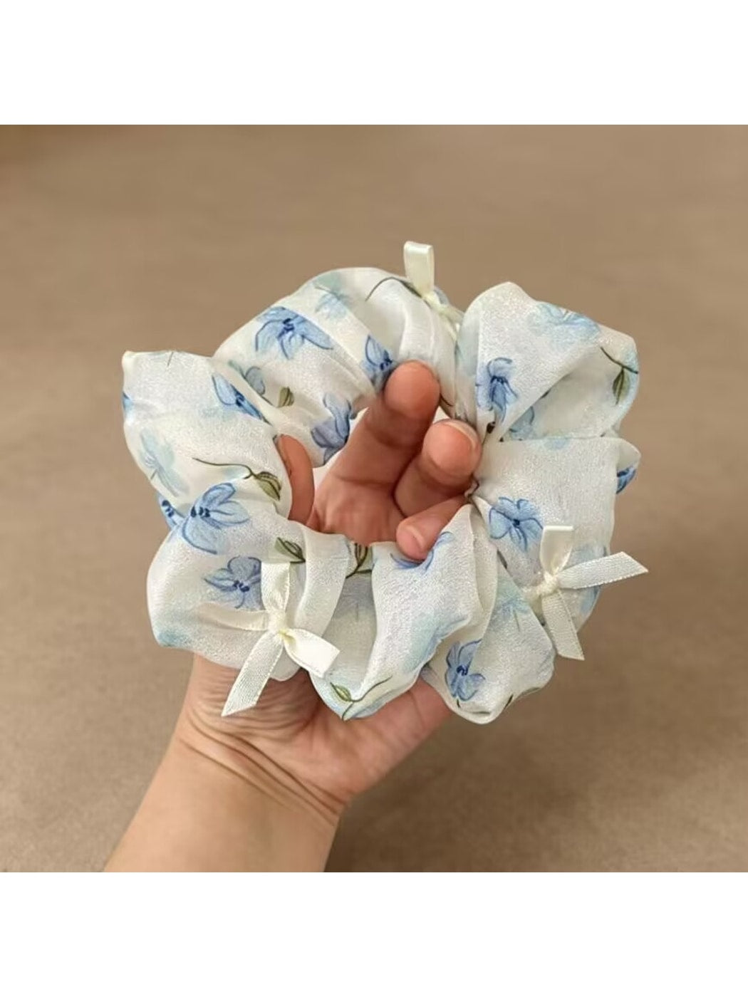 Gifty - Floral Butterfly Bow Polyester Scrunchie