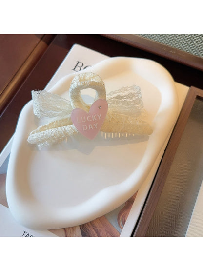 Beau - Acrylic Bow Detail Sweet Style Claw Clip