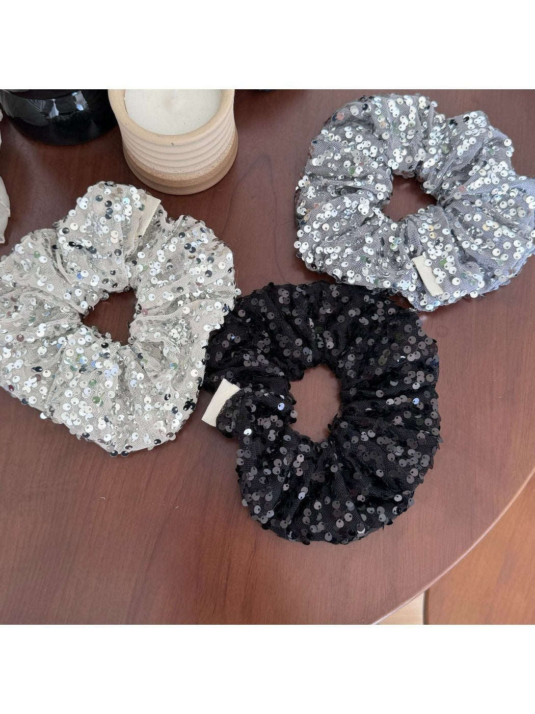 Gifty - Sequined Scrunchie Hair Tie