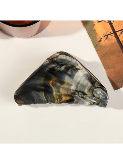 Beau - Marble Pattern Triangular Hair Claw