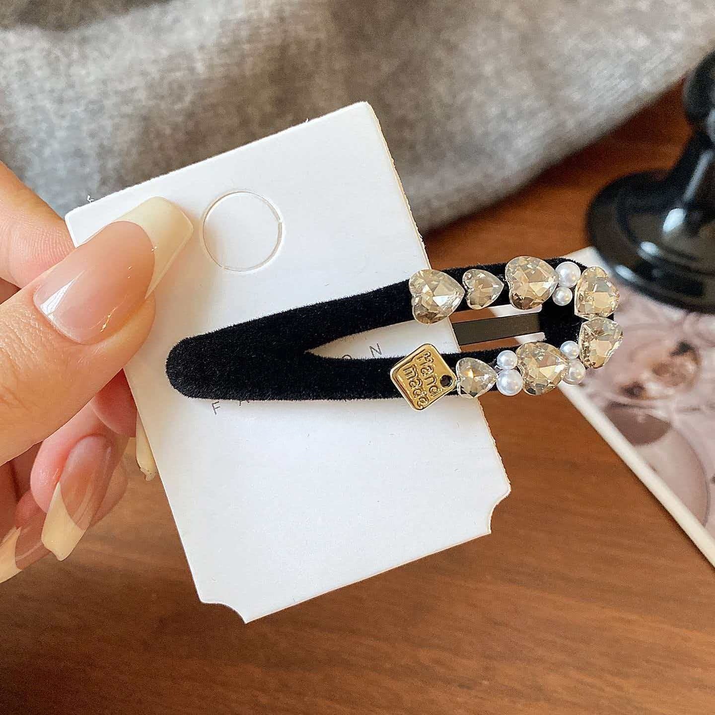 Beau - Rhinestone-Embellished Heart Hair Clip