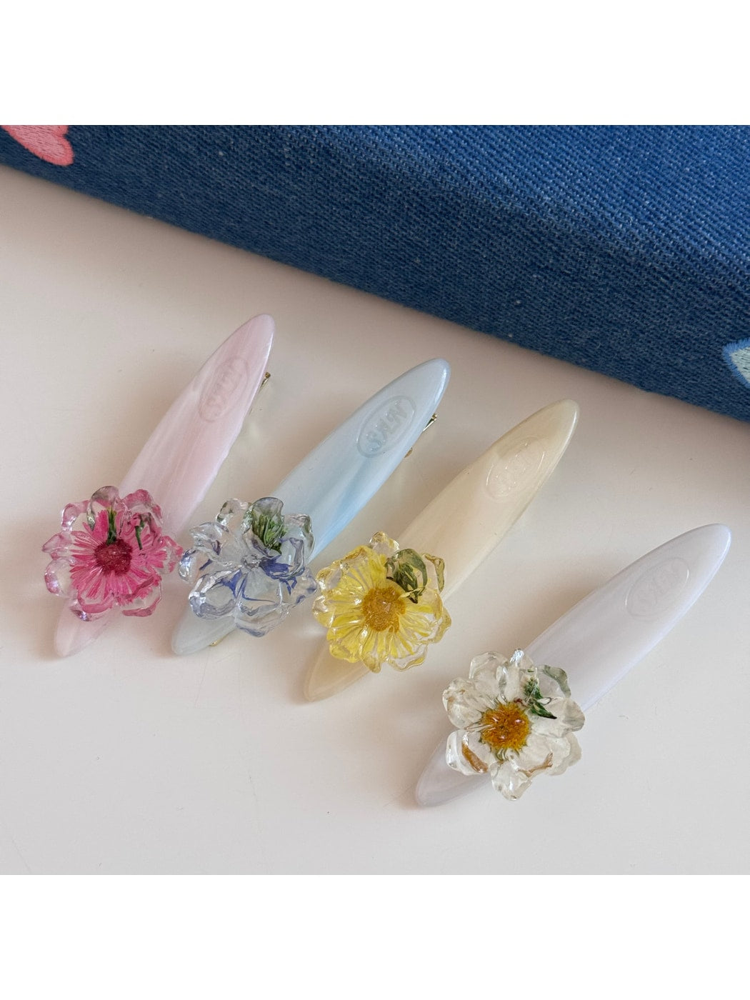 Beau - Acetate Flower Duckbill Side Hair Clip