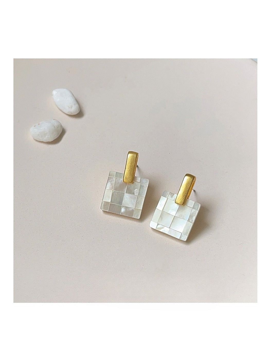 Earedge - Elegant Resin Geometric Earrings
