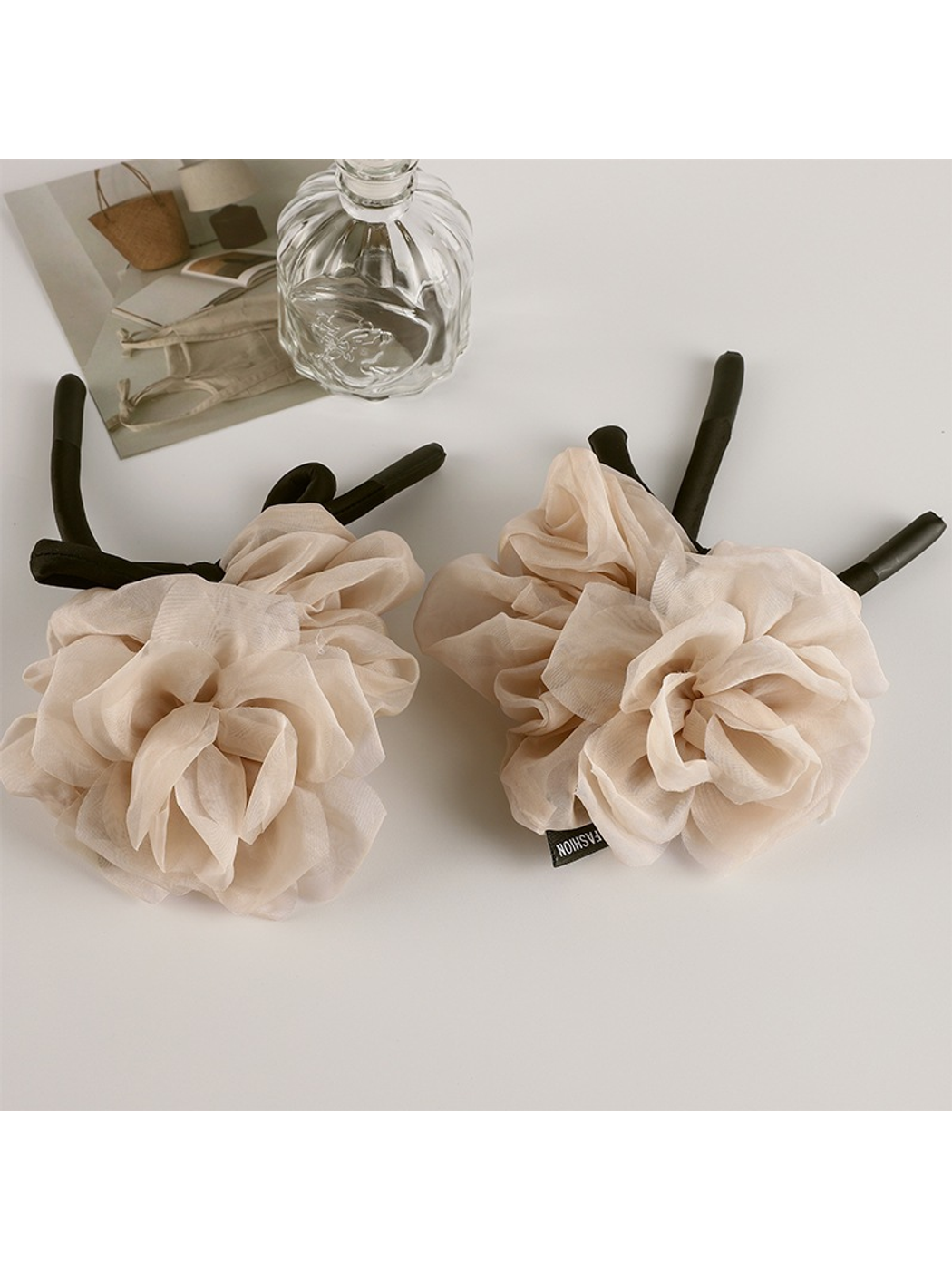 Gifty - Polyester Rose Shape Scrunchie