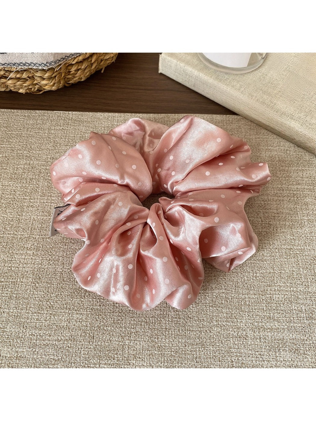 Gifty - Satin Polka-Dotted Scrunchie