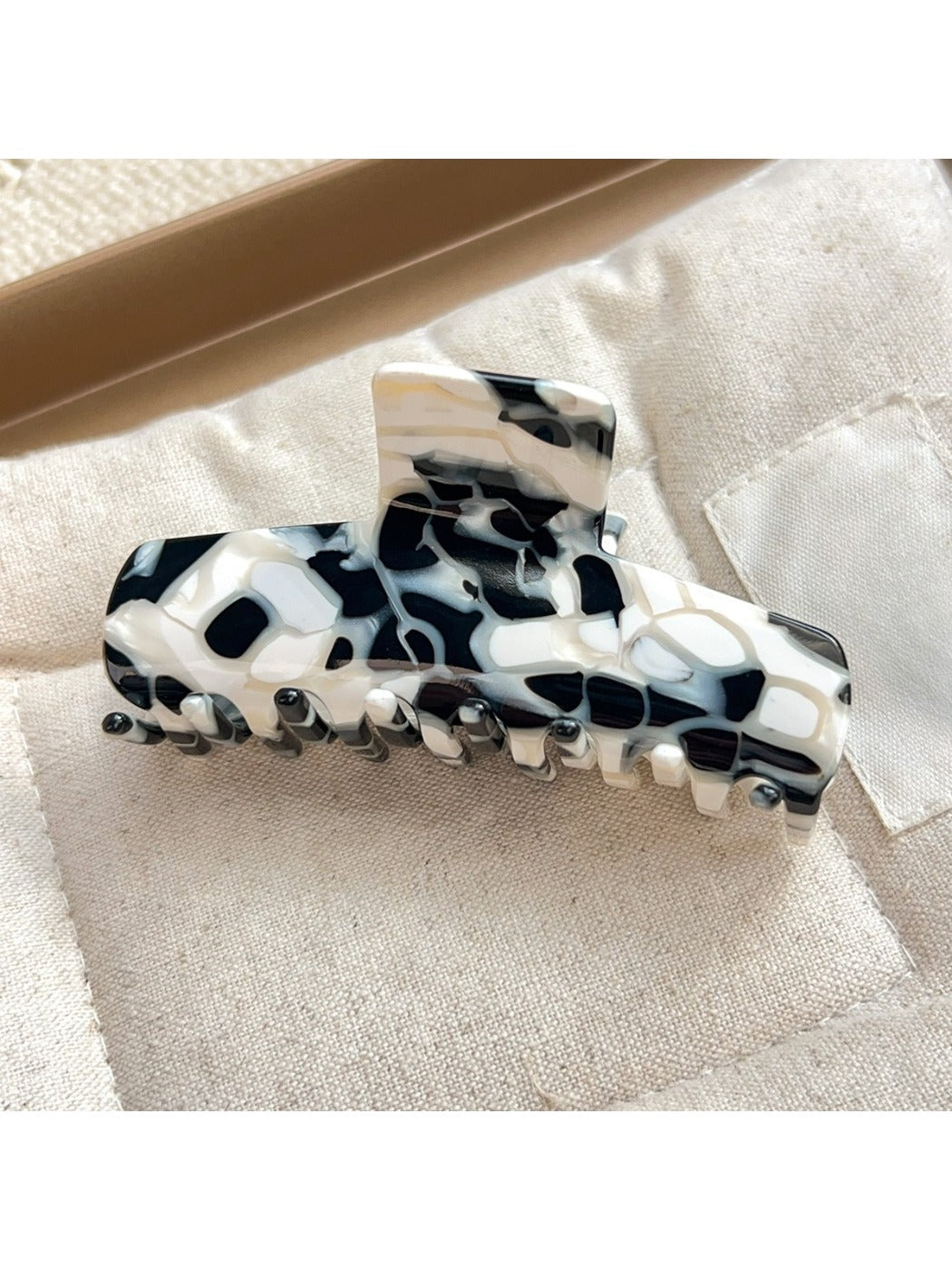 Beau - Stylish Colorful Hair Clips
