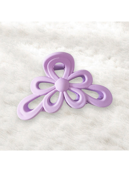 Beau - Plastic Floral Cutout Everyday Claw Clip