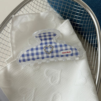 Beau - Clear Edge Gingham Heart Detail Claw Clip