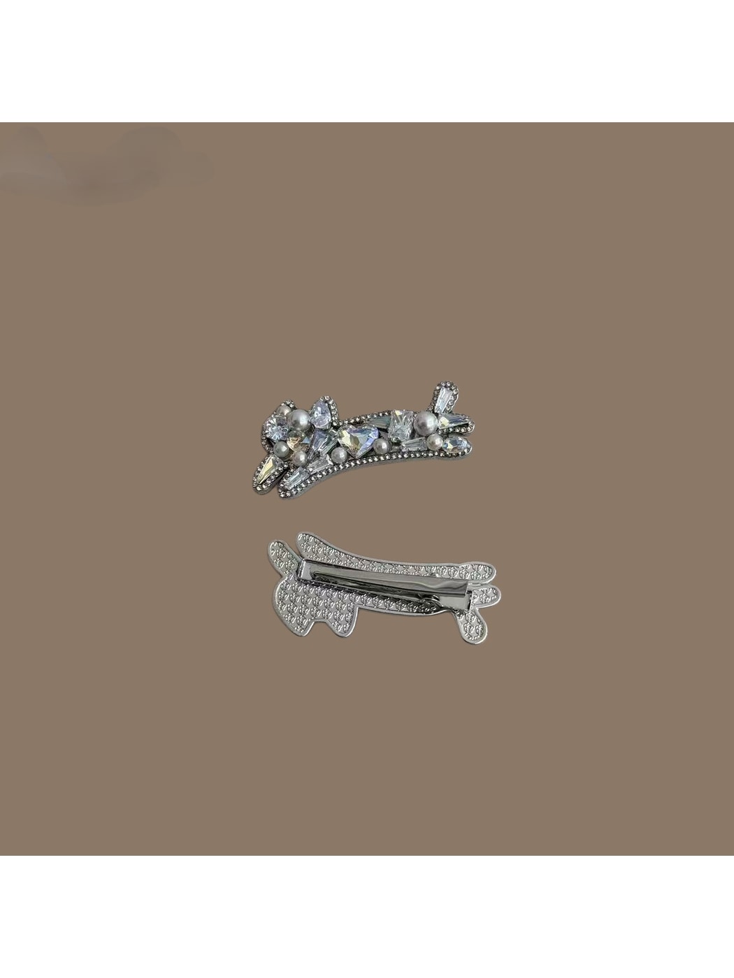 Beau - Alloy Embellished Cat Hair Clip