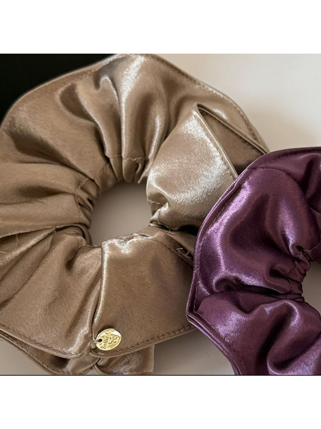 Gifty - Elegant Double Layer Ruched Satin Scrunchie