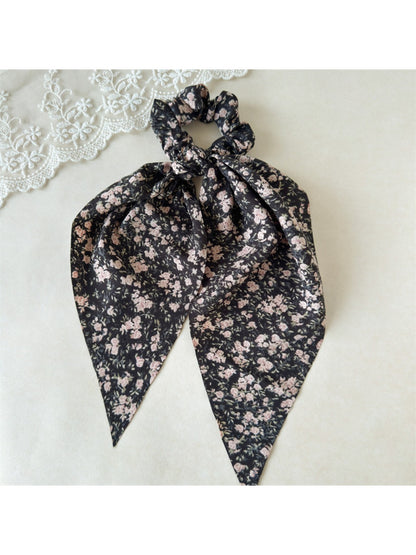 Gifty - Spring Inspired Bow Scrunchie
