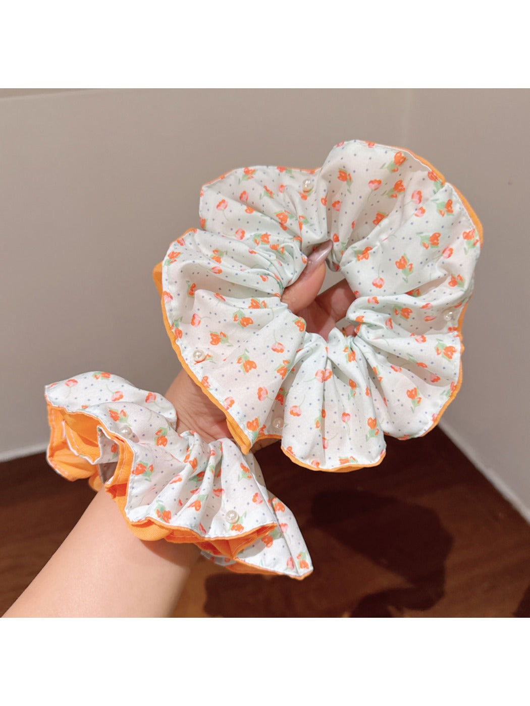 Gifty - Orange Floral Scrunchie Women Large Hair Tie
