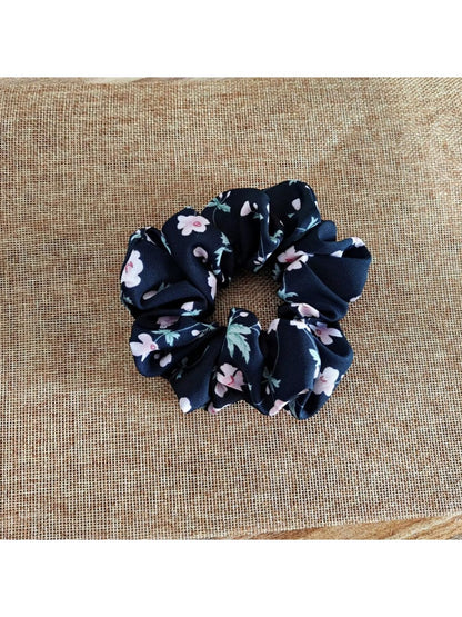 Gifty - Floral Print Polyester Fabric Ponytail Scrunchie