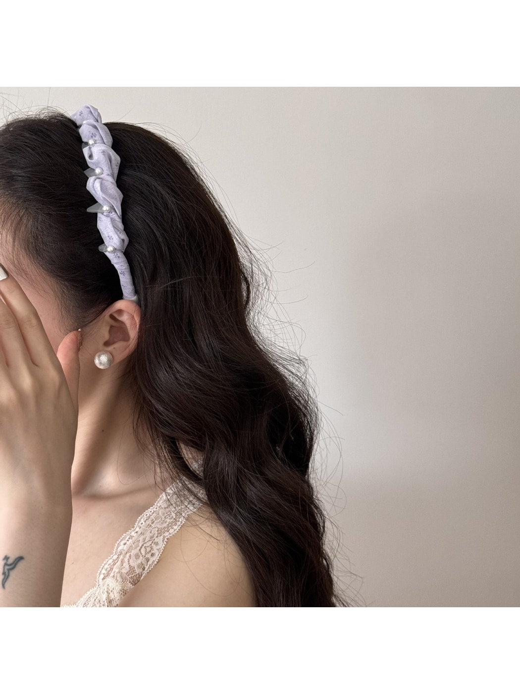 Gifty - Purple Floral Ruffle Trim Fabric Scrunchie