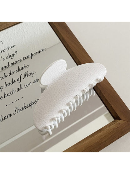 Beau - White Geometric Shaped Hair Claw Clip