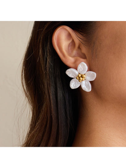Earedge - Minimalist Openwork Floral Earrings