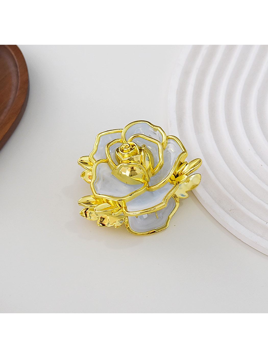 Beau - Sweet Floral Rose Gold Trim Hair Claw Clip