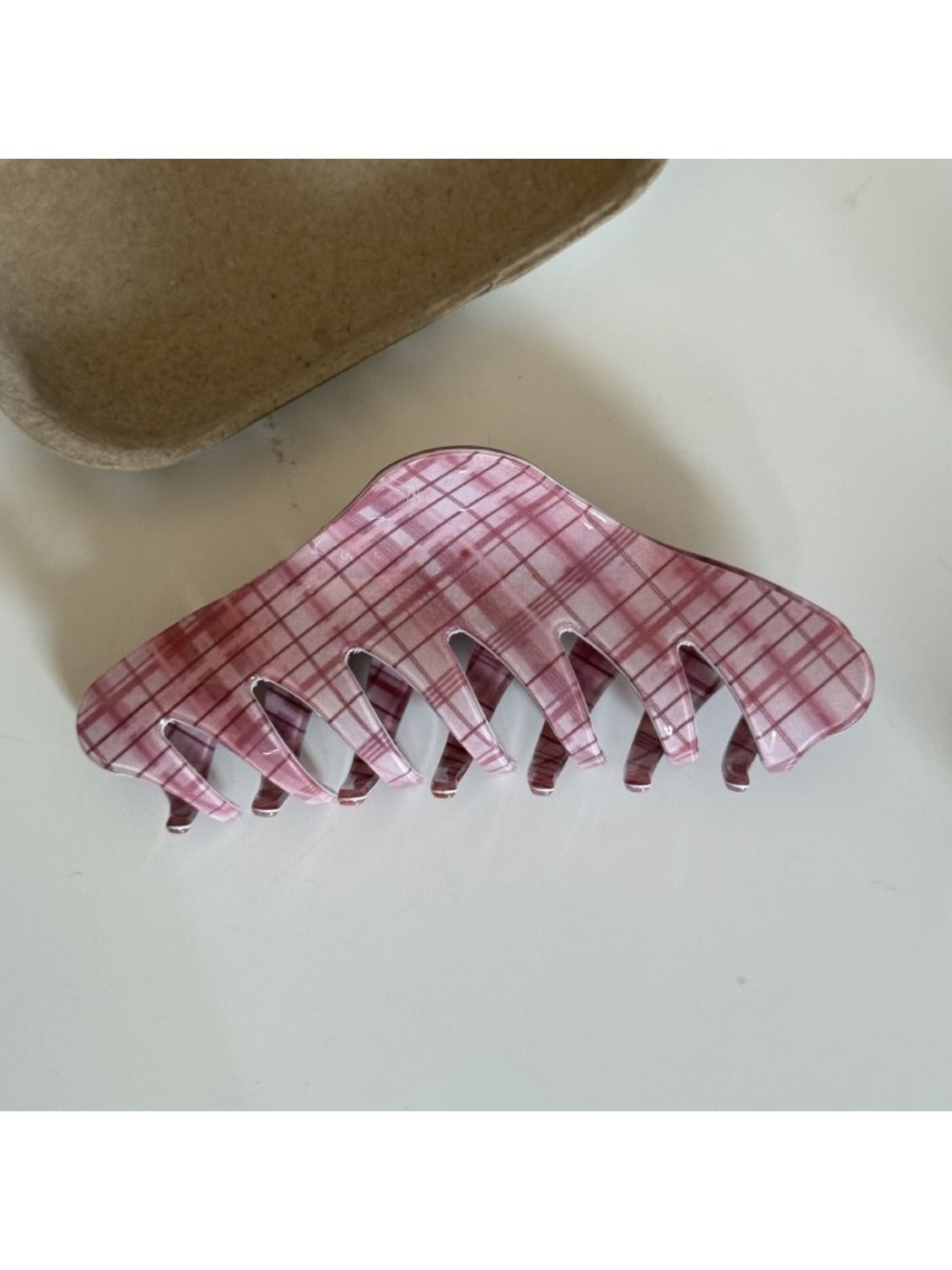 Beau - Pink Plaid Hair Claw Clip