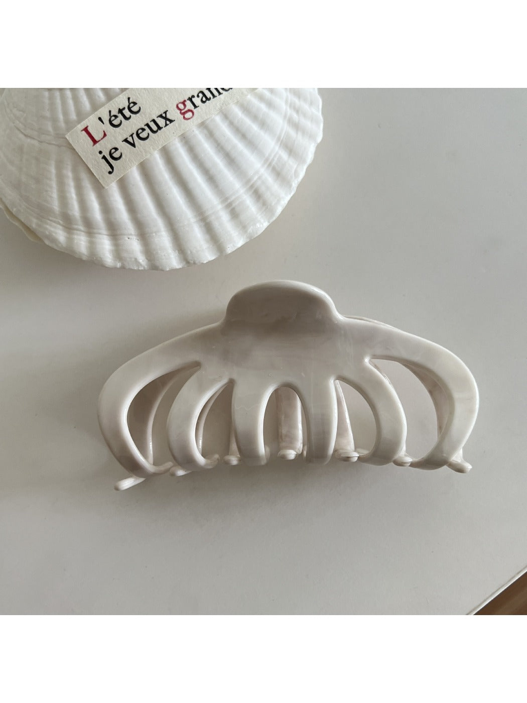 Beau - Vintage Fashionable Hair Clip
