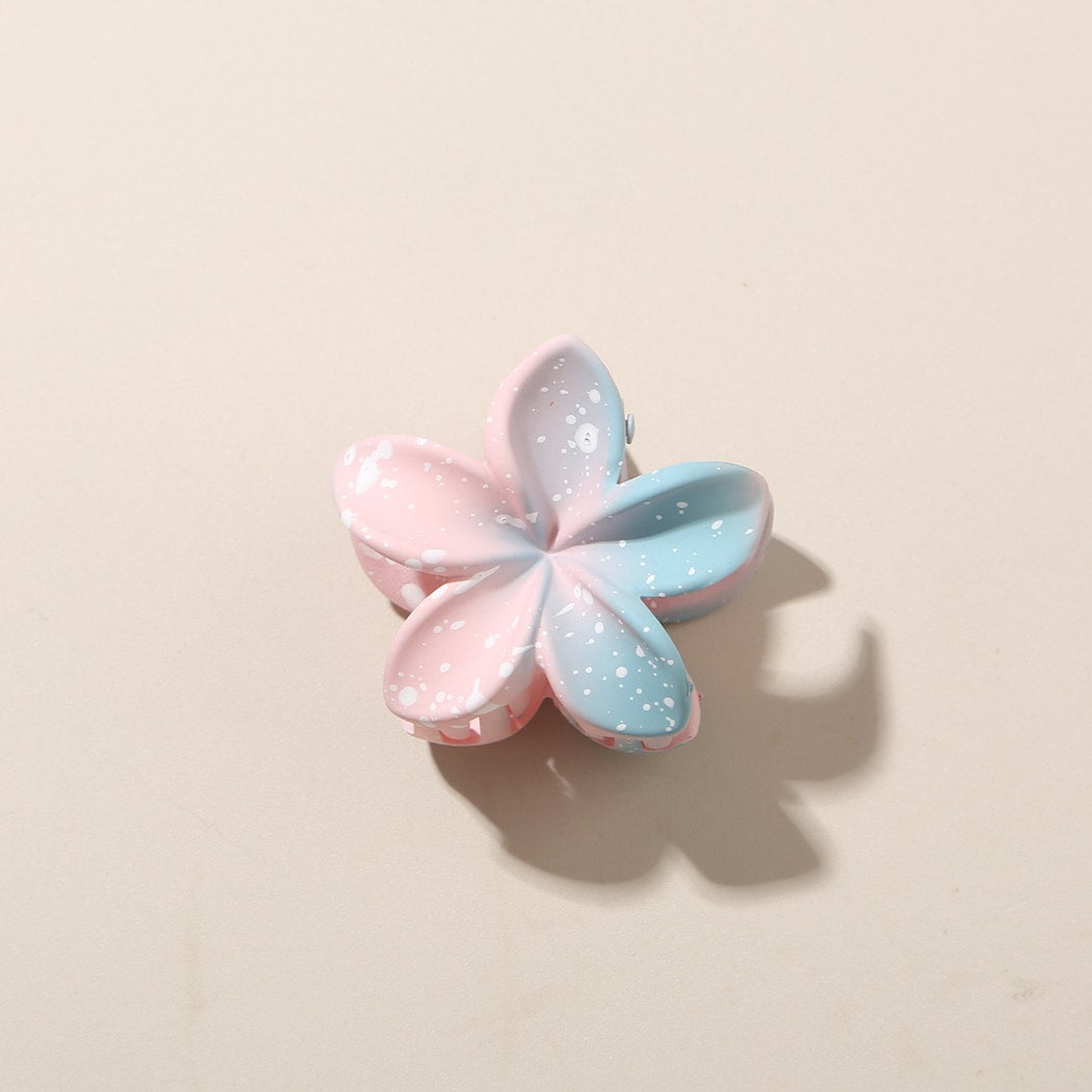 Beau - Gradient Petal Flower Hair Claw Clip