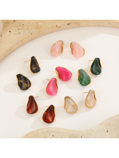 Earedge - Elegant Amber-Toned Earrings