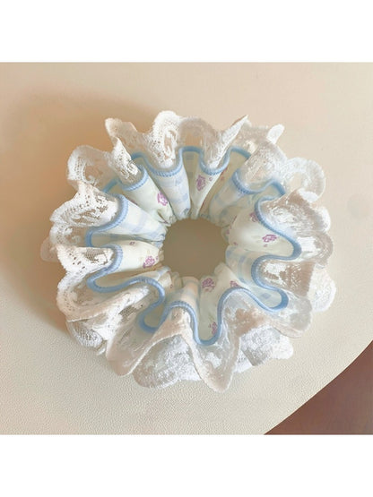 Gifty double layer tiny floral lace scrunchie styled with casual outfit on model
