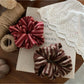 Gifty - Trendy Striped Scrunchie Hair Ties