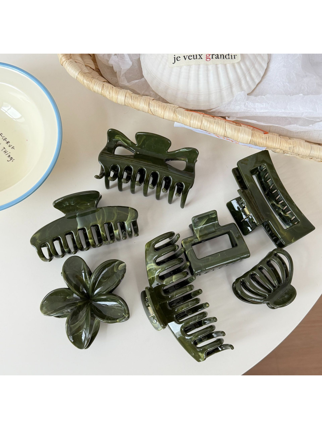 Beau - Marbled Gloss Finish Shape Hair Clip
