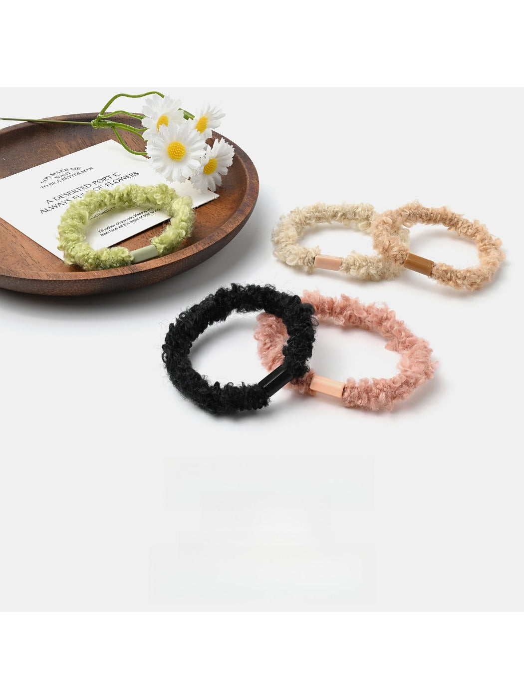 Gifty - 3 Piece Colorful Cute Scrunchies