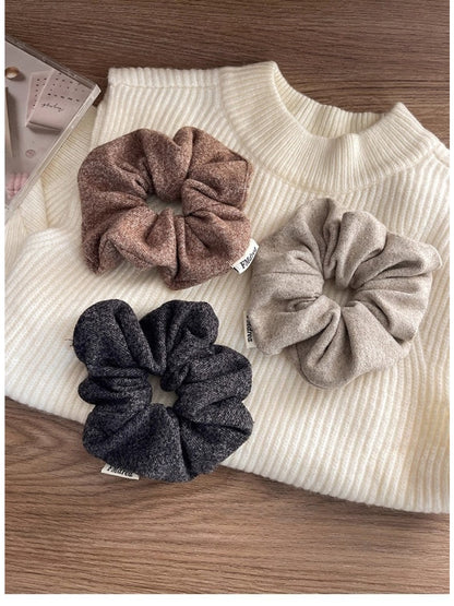 Gifty - Elegant Sweet Soft Scrunchie