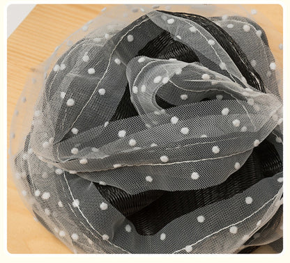 PAPO – Monochrome Dotted Bath Pouf