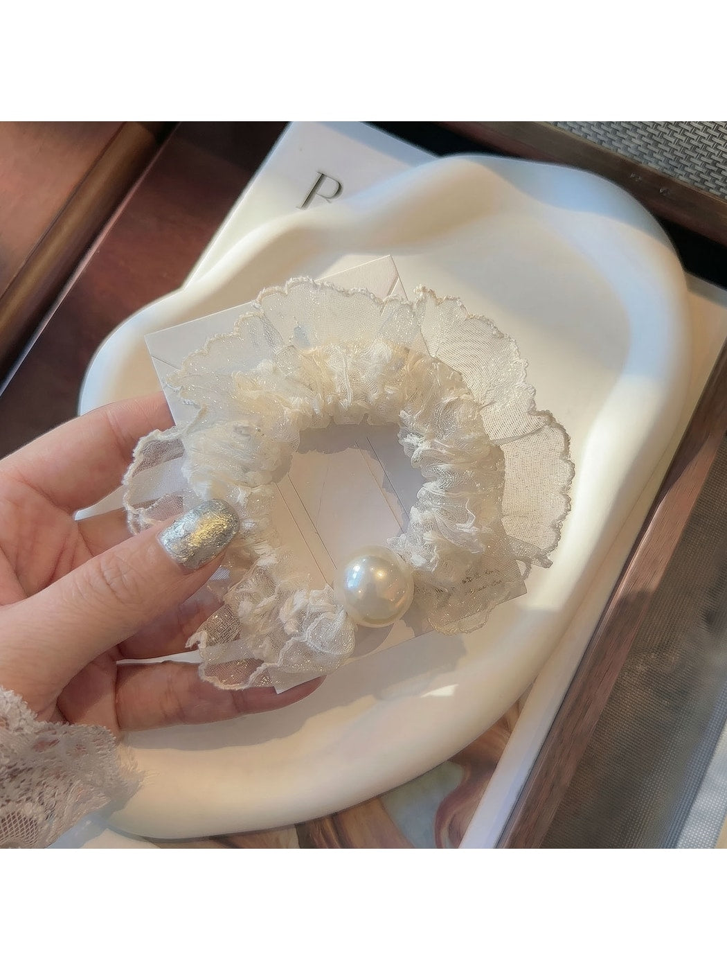 Gifty - Lace Trim Beaded Elastic Scrunchie