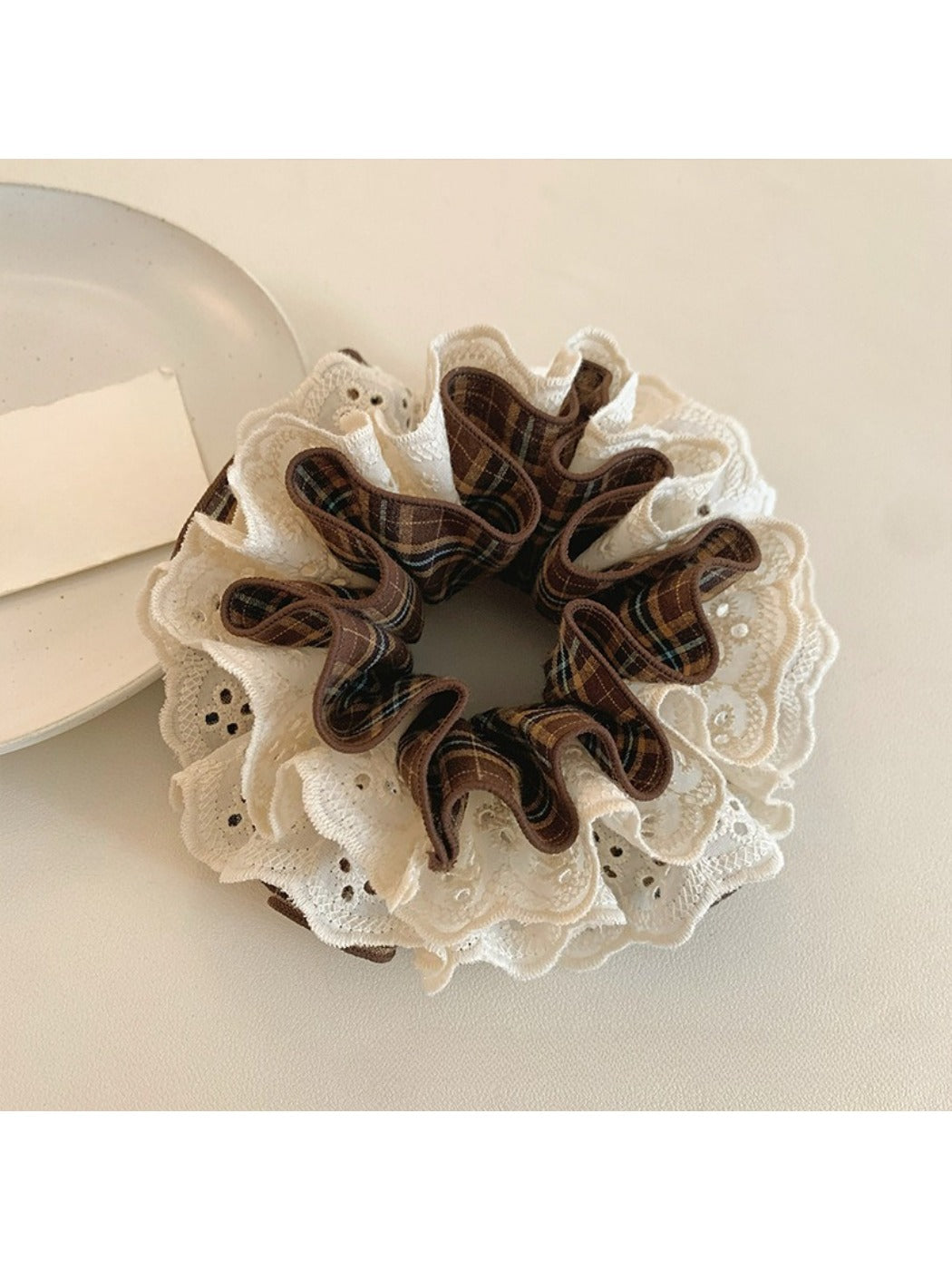 Gifty - Brown Plaid Lace Scrunchie Hair Tie