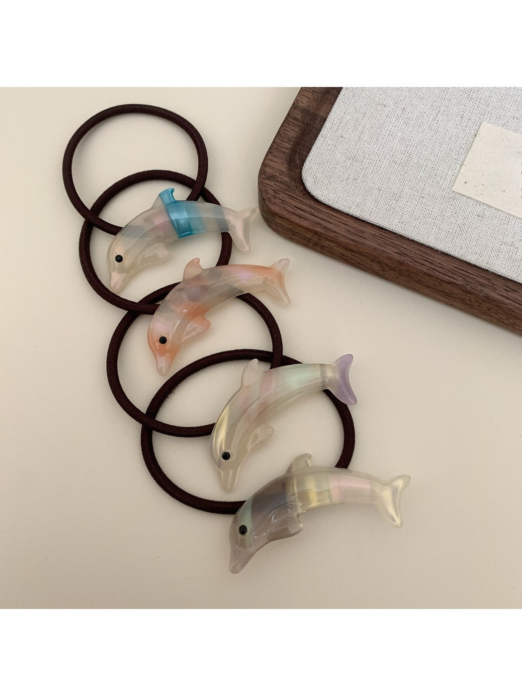 Gifty - Acetate Little Dolphin Hair Tie