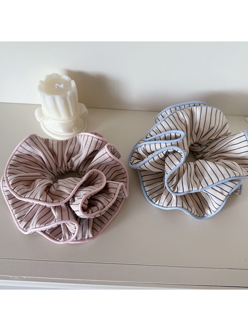 Gifty - Blue Pink Striped Scrunchie