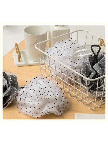 Papo - Monochrome Dotted Bath Pouf