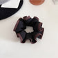 Gifty - Elegant Two-Tone Color-Block Scrunchie
