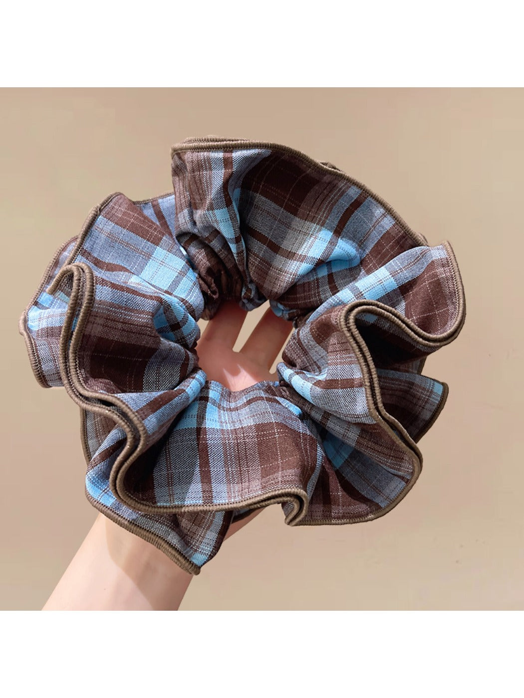 Gifty - Plaid Scrunchie Hair Tie