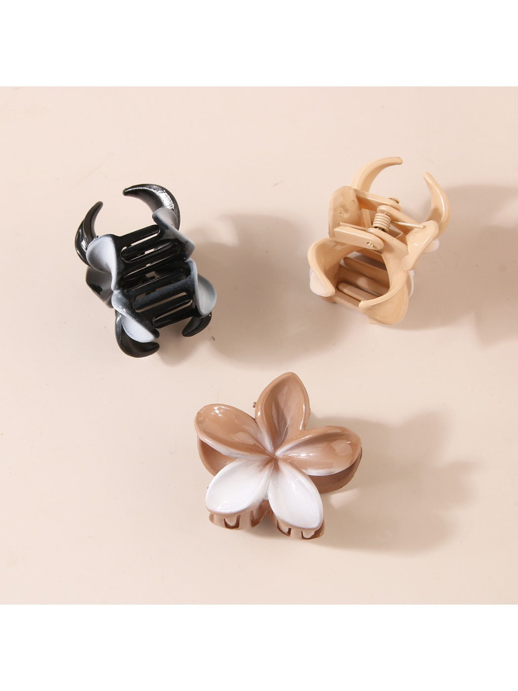 Beau - Chic Gradient Flower Claw Clip