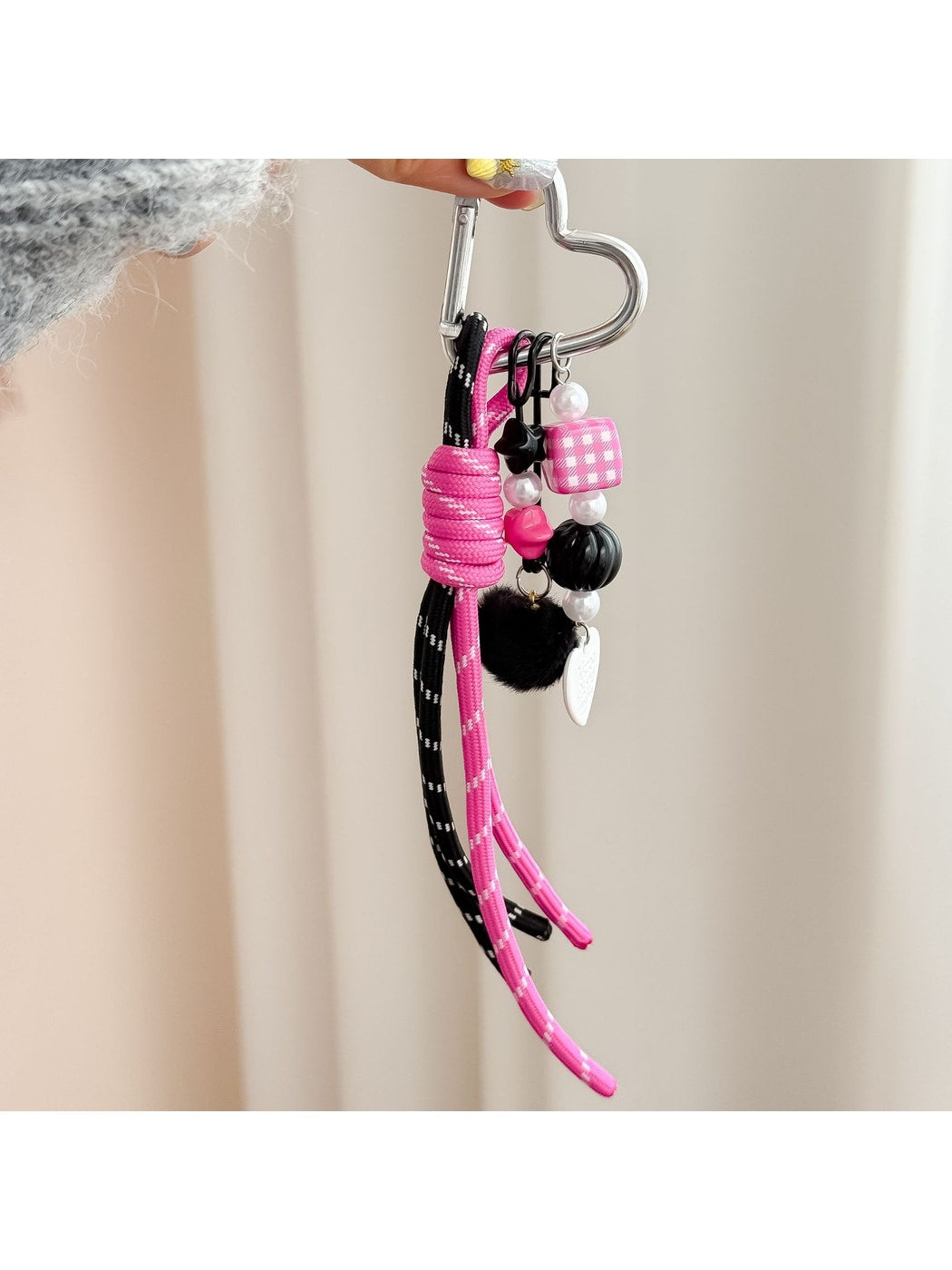 Keypus - Simple Style Heart Pendant Woven Keychain
