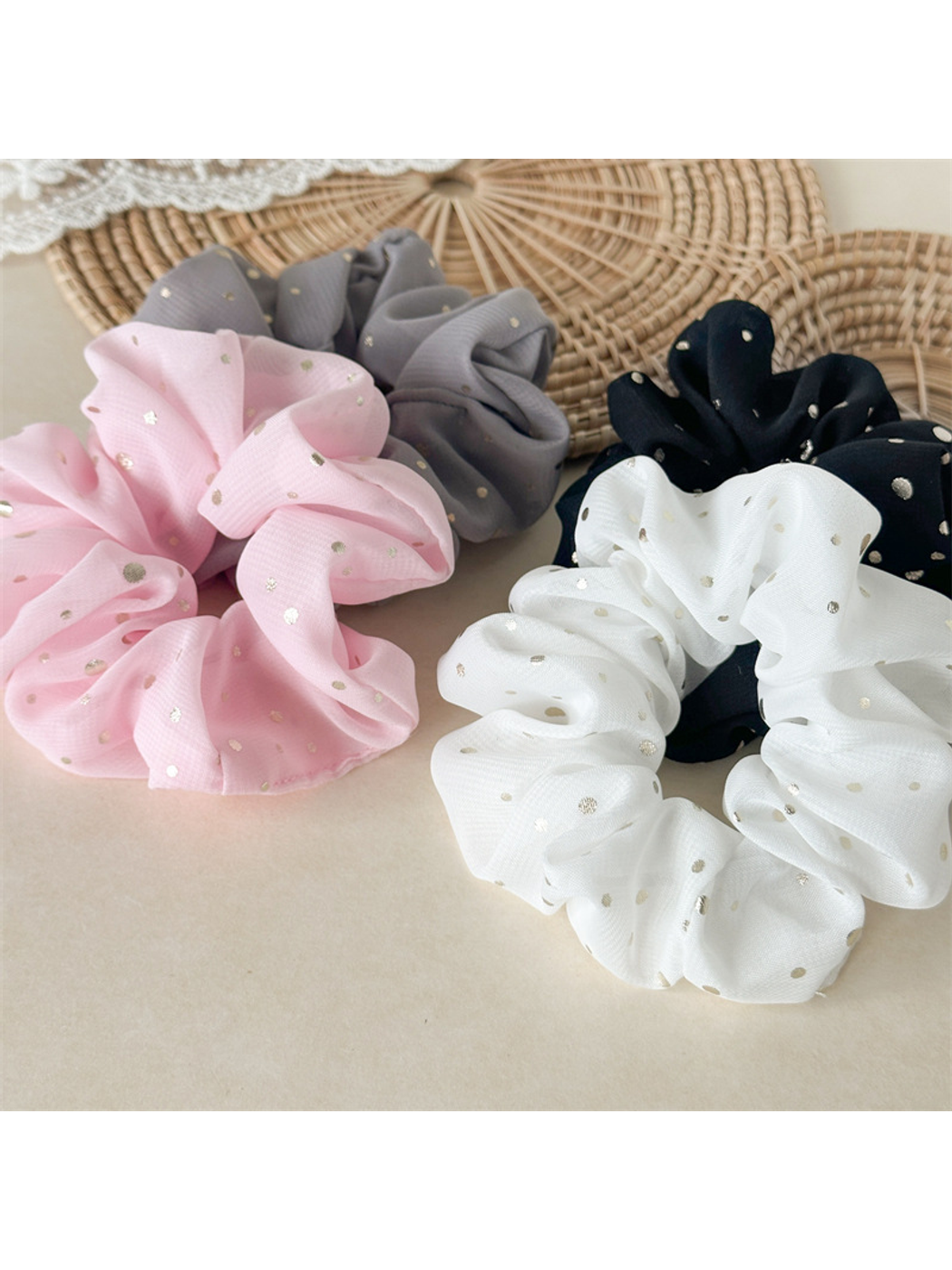 Gifty - Minimal Dot Elastic Hair Scrunchie