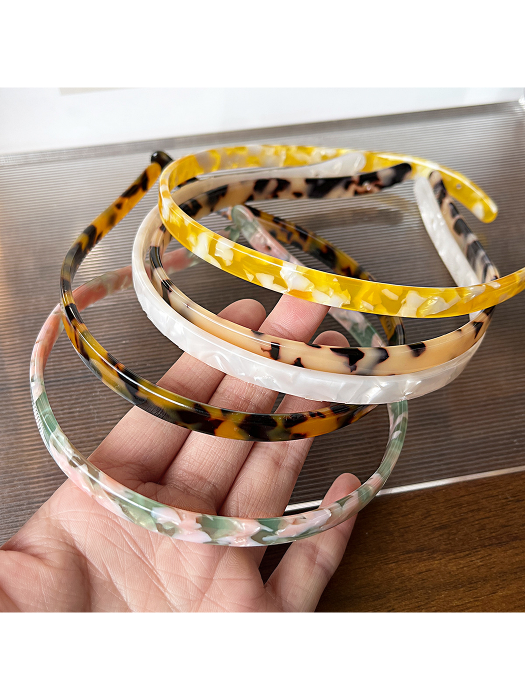 Gifty - Fashion Acetate Geometric Ring Accent Headband