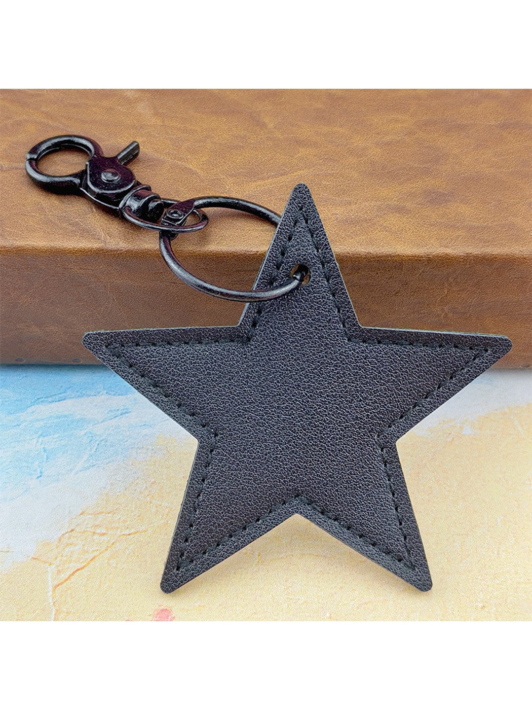 Keypus - Modern Minimalist PVC Alloy Star Keychain