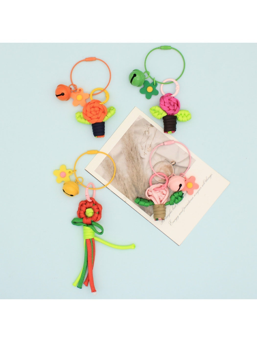 Keypus - Carrot Flower-Shaped Keychain
