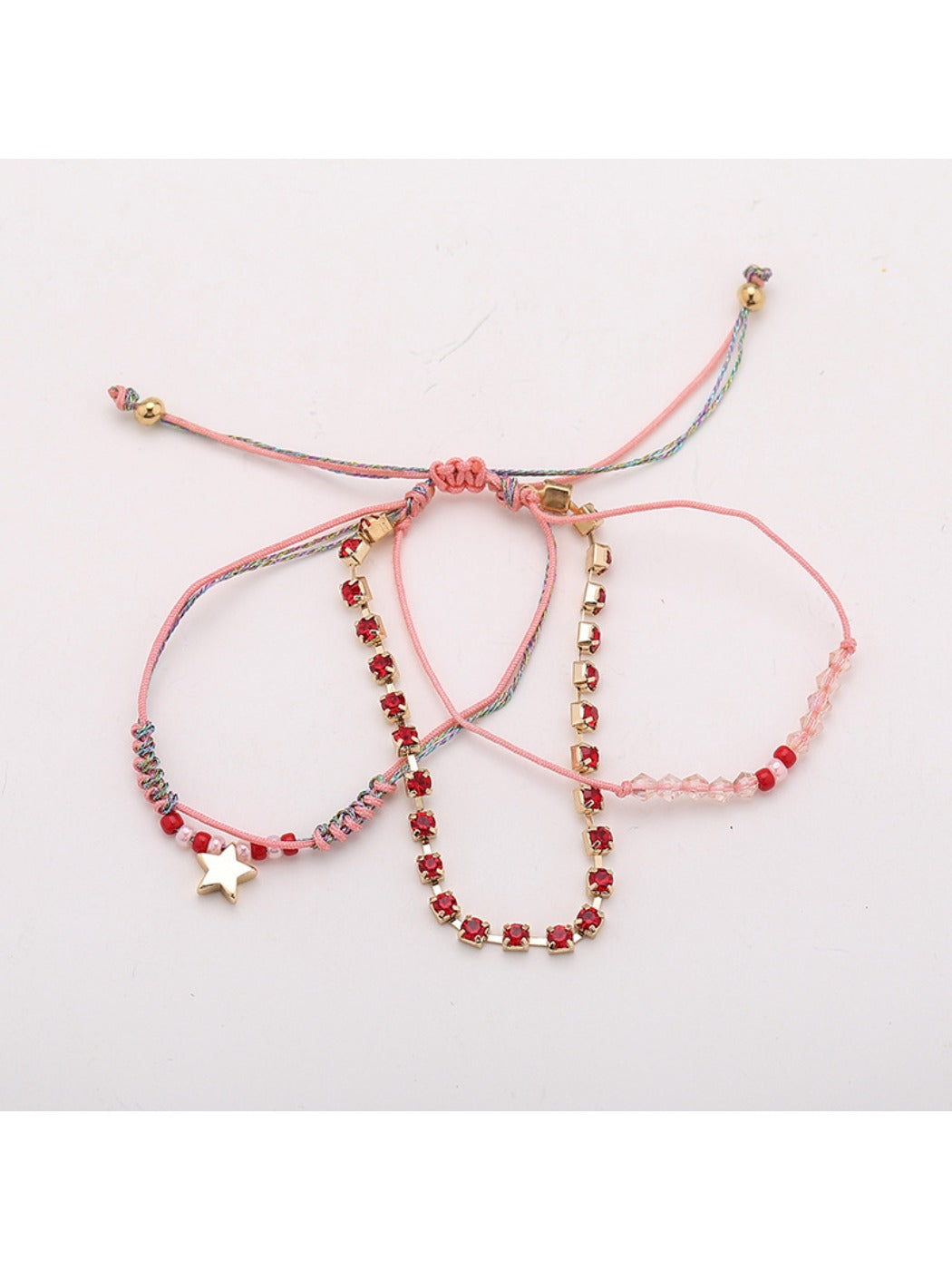 Lovra bracelet showing detailed star pattern made of small beads on wrist